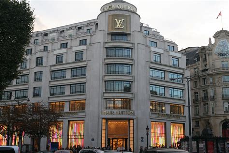 louis vuitton building champs elysees|Louis Vuitton appointment paris.